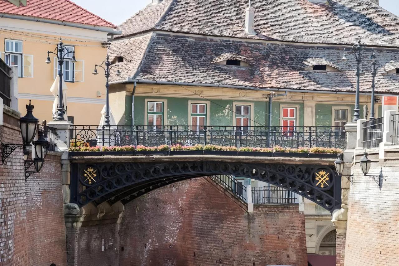 Apartment Folkloric Loft - Ulita Romaneasca Sibiu